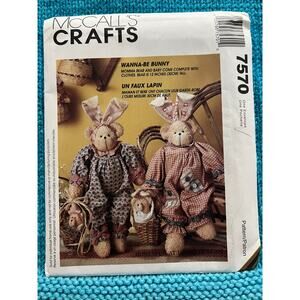McCalls 757- Sewing pattern country bears in bunny suits 1980s